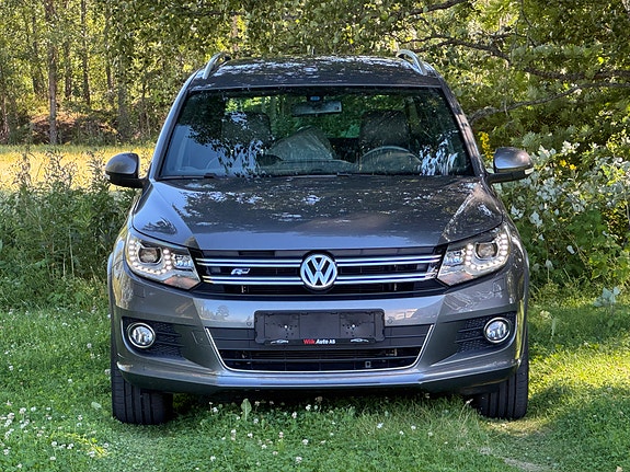Volkswagen Tiguan 3 of 5
