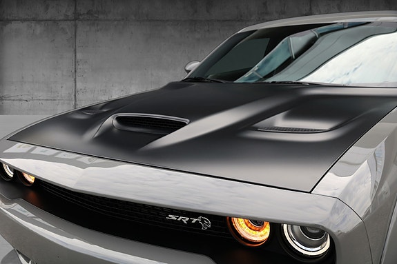 Dodge Challenger 5 of 5