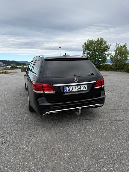 Mercedes-Benz E350 23 of 30