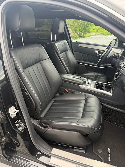 Mercedes-Benz E350 9 of 30