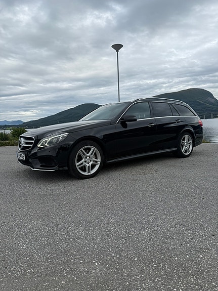 Mercedes-Benz E350 4 of 30