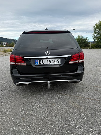 Mercedes-Benz E350 21 of 30