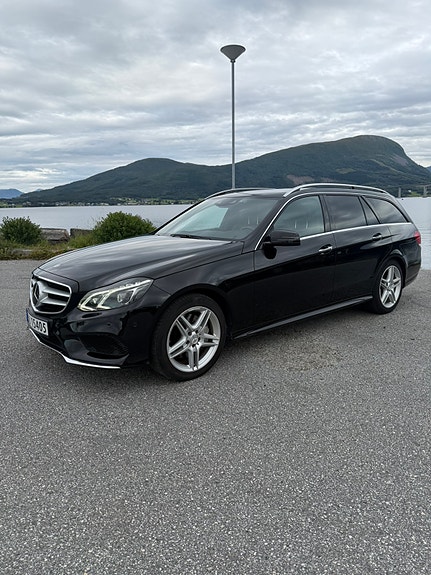 Mercedes-Benz E350 6 of 30