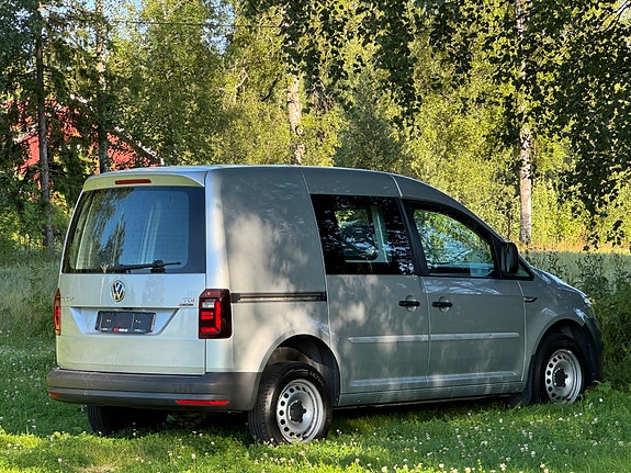 Volkswagen Caddy 12 of 18