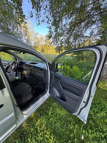 Volkswagen Caddy 17 of 18