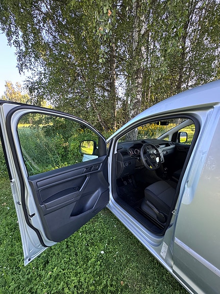 Volkswagen Caddy 13 of 18