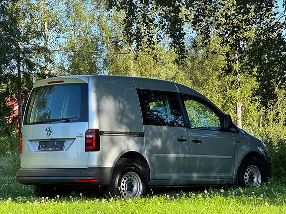 Volkswagen Caddy 11 of 18
