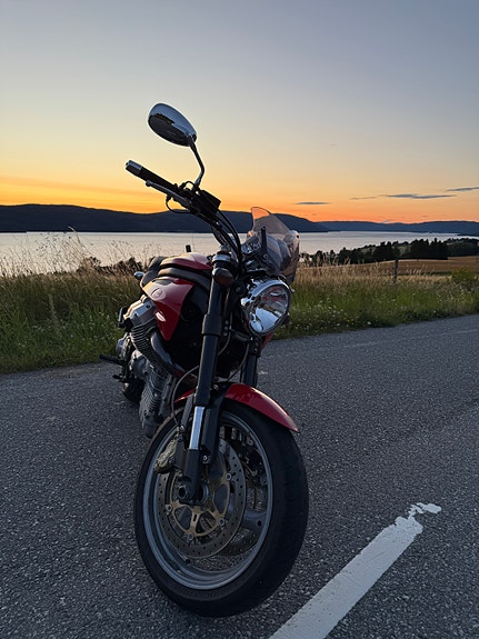 Moto Guzzi Griso 850 4 of 5