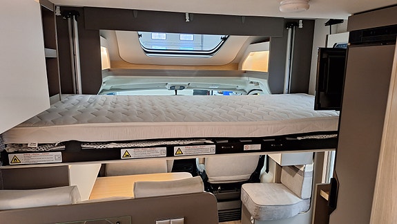 LMC Tourer Lift H 660 G - Solcelle - Gulv varme 29 of 30