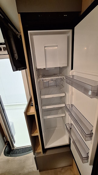 LMC Tourer Lift H 660 G - Solcelle - Gulv varme 28 of 30