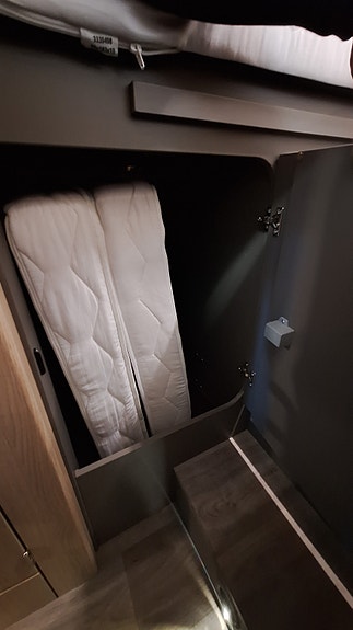 LMC Tourer Lift H 660 G - Solcelle - Gulv varme 20 of 30