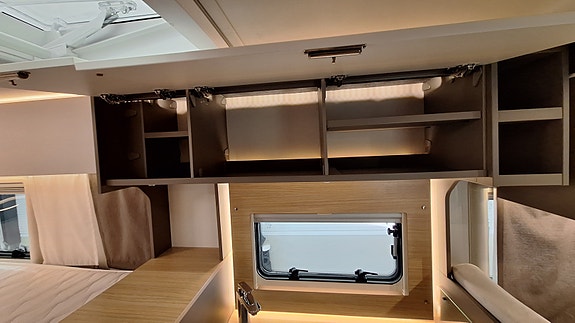 LMC Tourer Lift H 660 G - Solcelle - Gulv varme 25 of 30