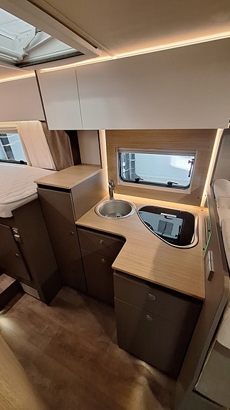 LMC Tourer Lift H 660 G - Solcelle - Gulv varme 14 of 30
