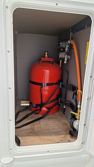LMC Tourer Lift H 660 G - Solcelle - Gulv varme 7 of 30