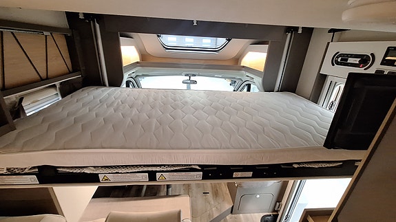 LMC Tourer Lift H 660 G - Solcelle - Gulv varme 30 of 30
