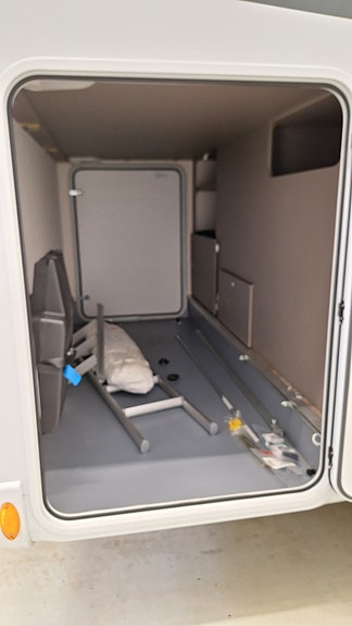 LMC Tourer Lift H 660 G - Solcelle - Gulv varme 5 of 30