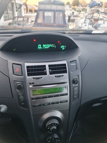 Toyota Yaris 10 of 11