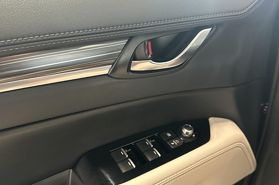 Mazda CX-5 17 of 28