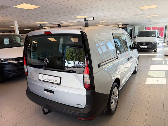 Volkswagen Caddy Maxi 27 of 30