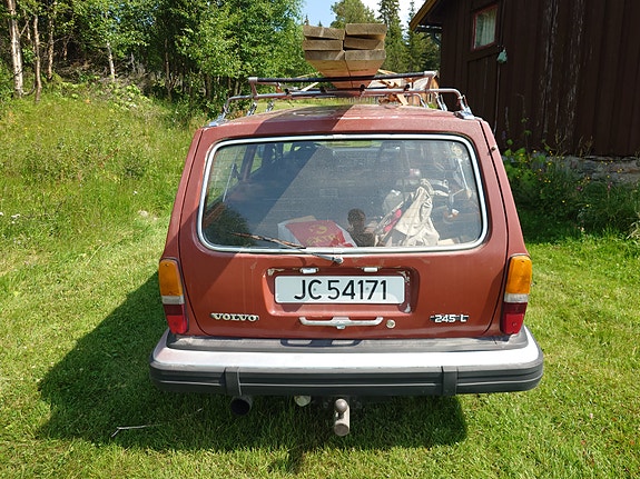 Volvo 245 4 of 5