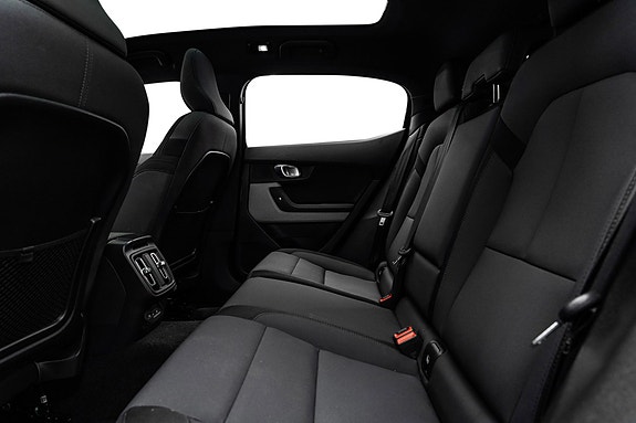 Polestar 2 13 of 30