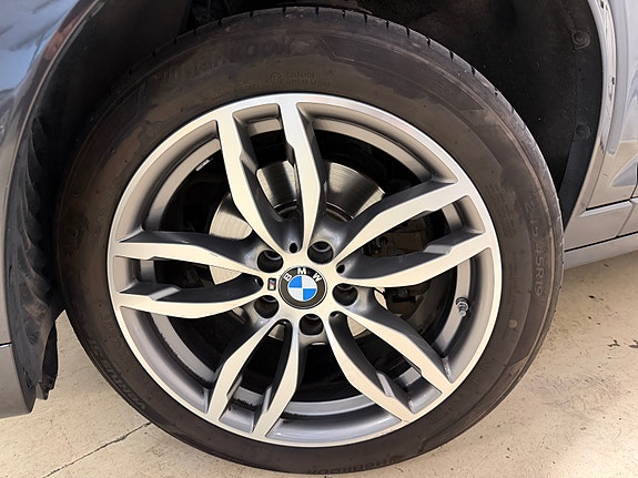 BMW X4 2 of 30