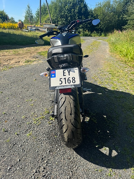 Yamaha MT-09 SP 3 of 14