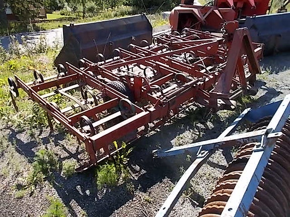 KVERNLAND SLÅDDHARV 3 of 3