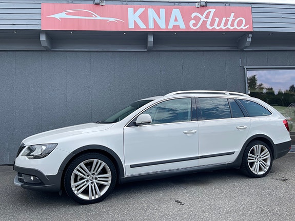Skoda Superb 3 of 5