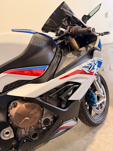BMW S 1000 RR 7 of 17