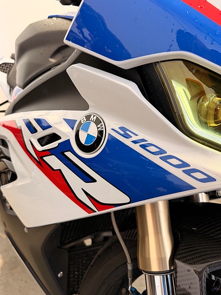 BMW S 1000 RR 15 of 17