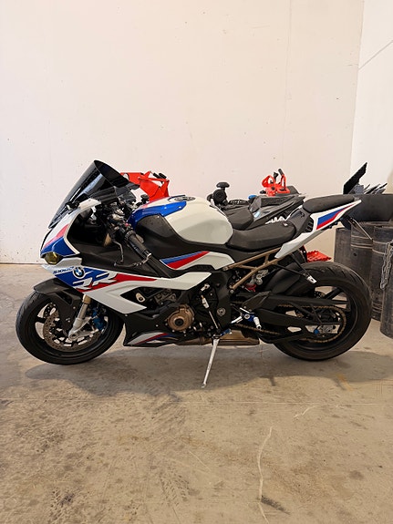 BMW S 1000 RR 2 of 17