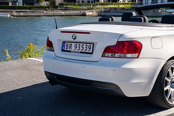 BMW 118i 9 of 30