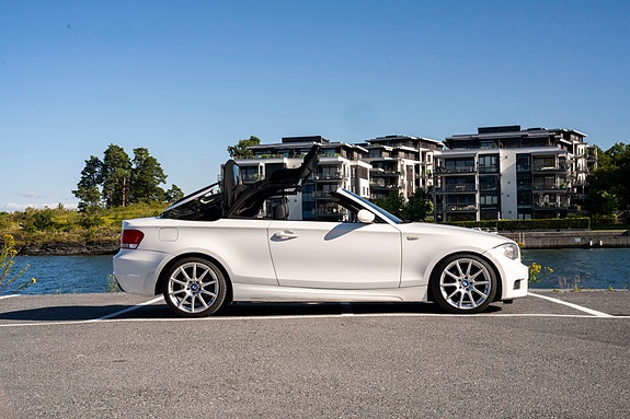 BMW 118i 15 of 30