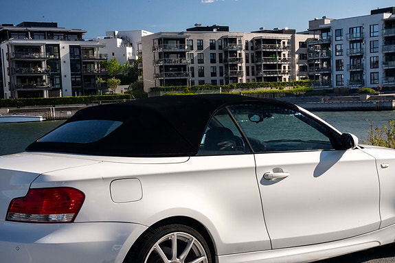 BMW 118i 18 of 30