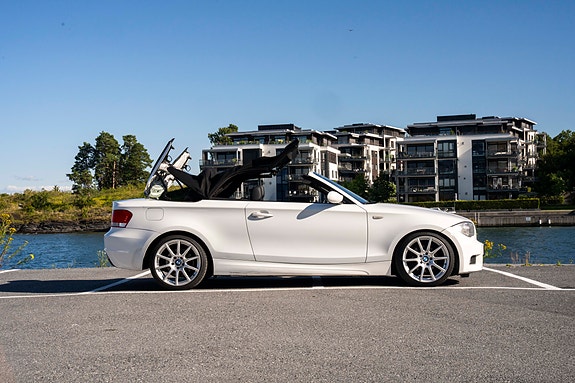 BMW 118i 16 of 30