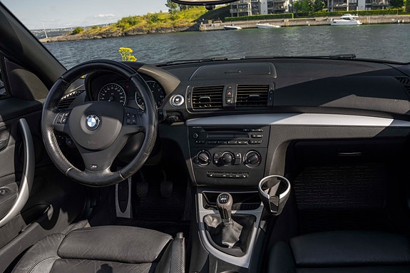 BMW 118i 28 of 30