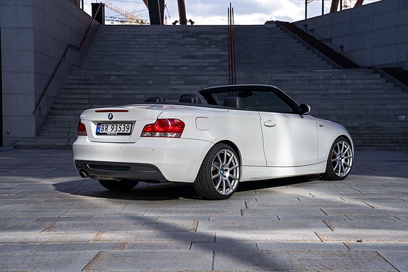 BMW 118i 23 of 30