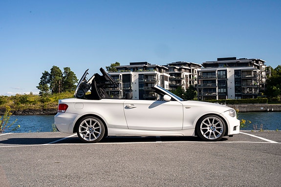 BMW 118i 12 of 30