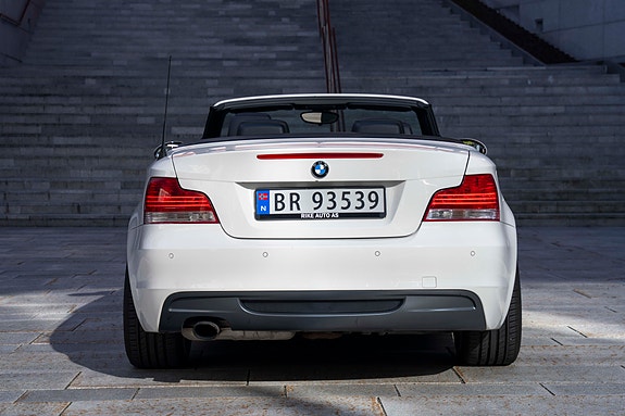 BMW 118i 25 of 30