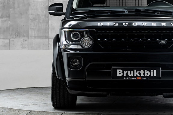 Land Rover Discovery 4 of 5