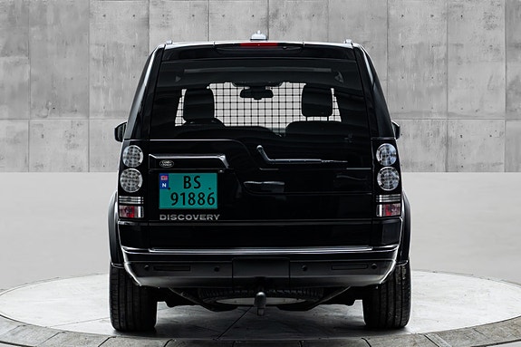 Land Rover Discovery 5 of 5