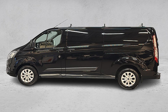 Ford Transit Custom 17 of 26