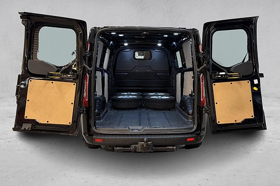 Ford Transit Custom 15 of 26