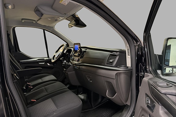 Ford Transit Custom 10 of 26
