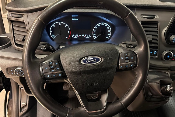 Ford Transit Custom 20 of 26