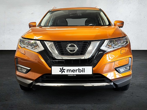 Nissan X-Trail 2 of 5
