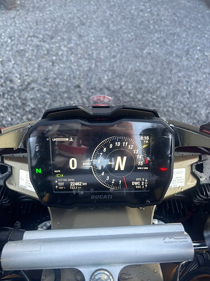 Ducati Panigale V4S 13 of 15