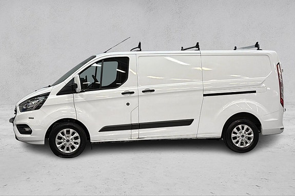 Ford Transit Custom 2 of 20