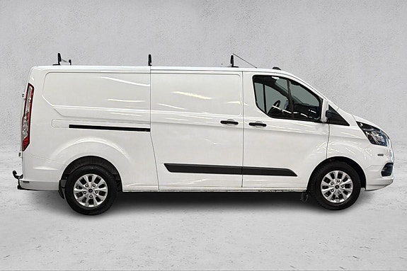 Ford Transit Custom 6 of 20
